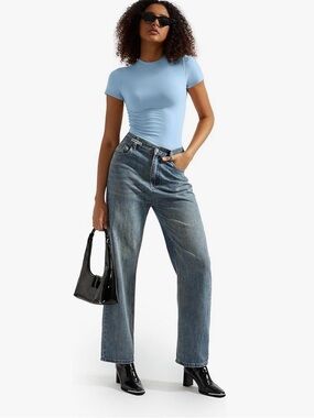 Women Blue Top Short Sleeve Crew Neck Top Spandex and Polyester size small